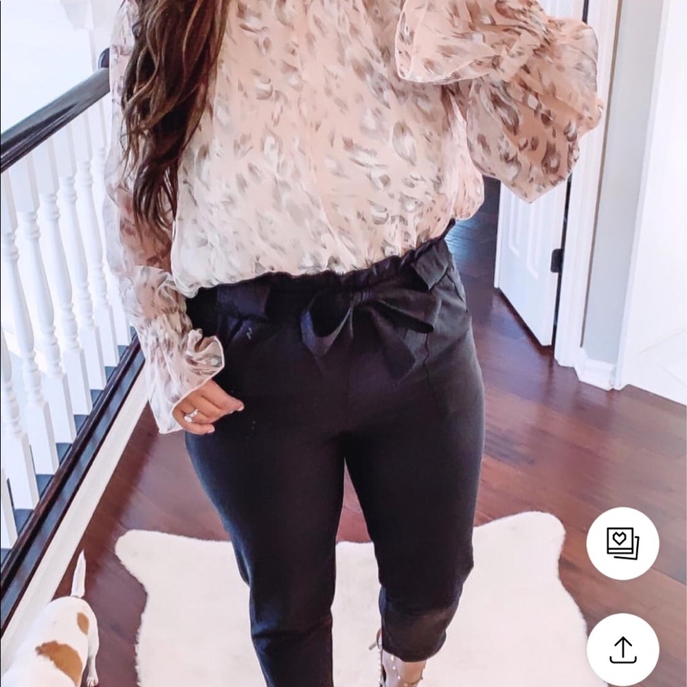 Flower Ruffle Blouse - Picture 8 of 8